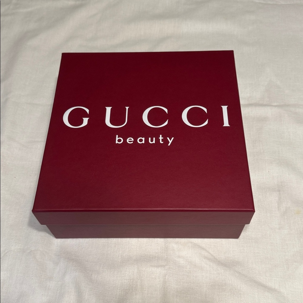 Gucci Beauty Crimson Box